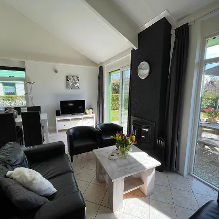 Holiday home Albatros Julianadorp
